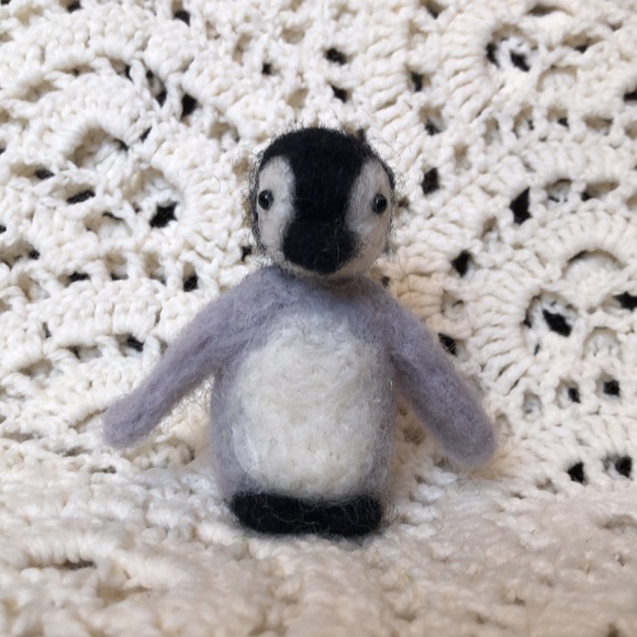 Handmade Needle Felted Penguin - Picture 13 of 16